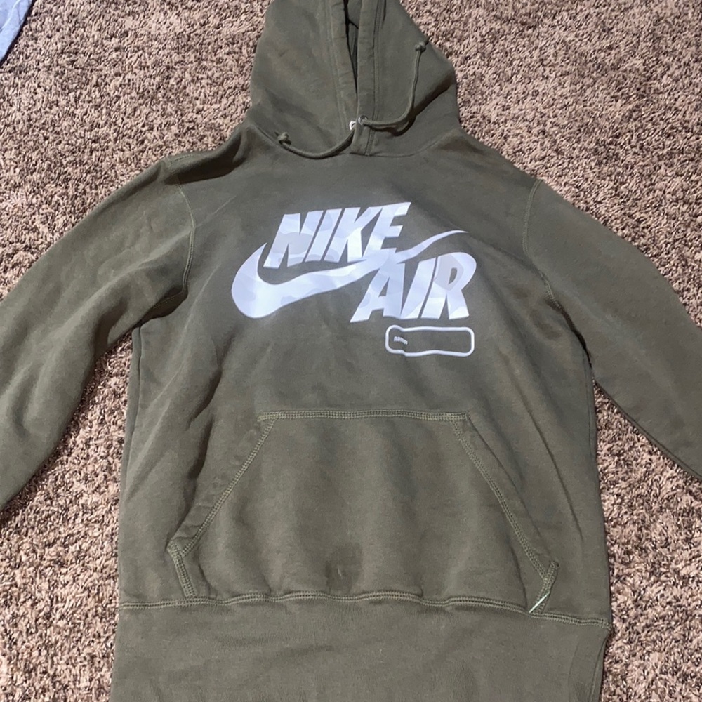 army green nike sweatshirt